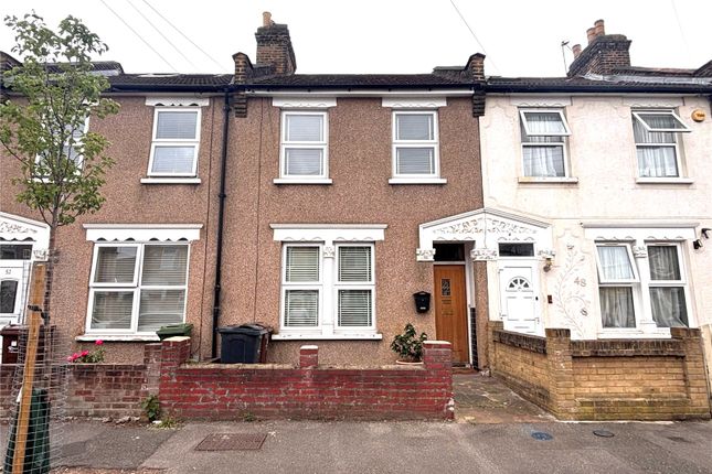 Heath Road, Chadwell Heath, RM6 3 bed terraced house for sale