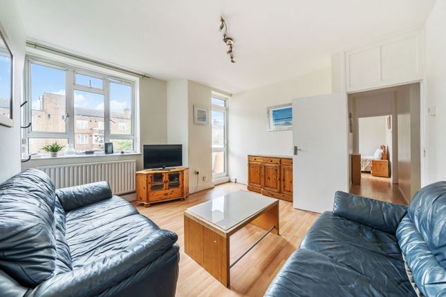 Vauxhall Street, London SE11 3 bed flat for sale