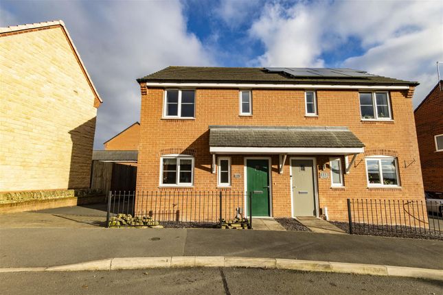 3 bedroom semi-detached house for sale
