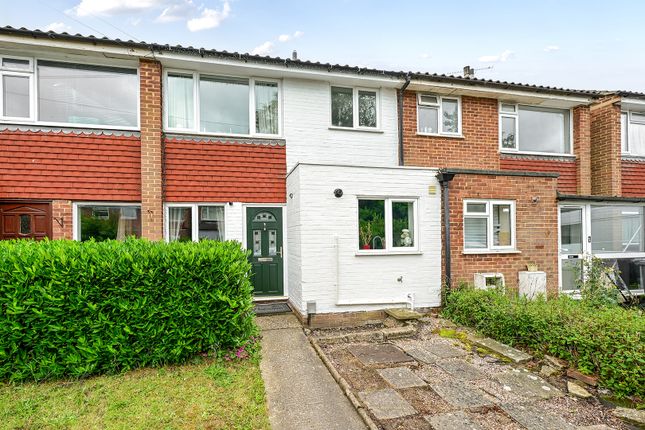 Foxley Close, Camberley GU17 3 bed terraced house for sale