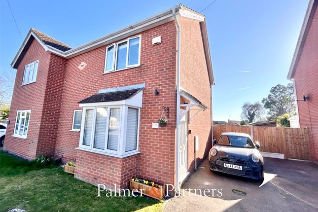 2 bedroom semi-detached house for sale