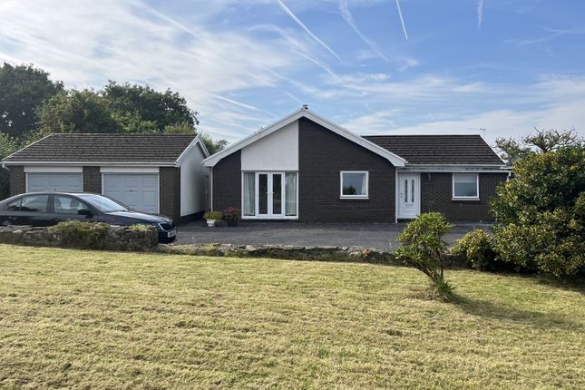 Salem, Llandeilo, Carmarthenshire. 4 bed bungalow for sale