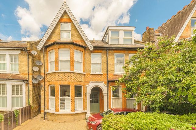 2 bed flat