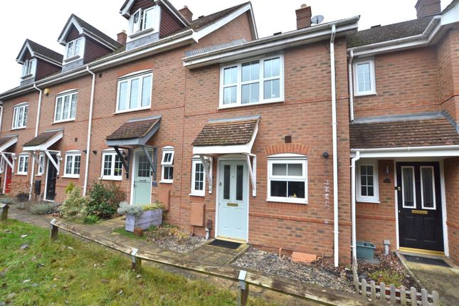Longmoor Court, Fleet GU51 2 bed terraced house for sale