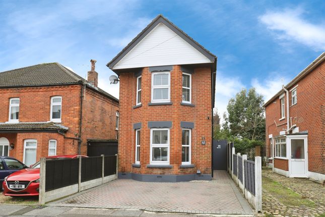 3 bedroom detached house for sale