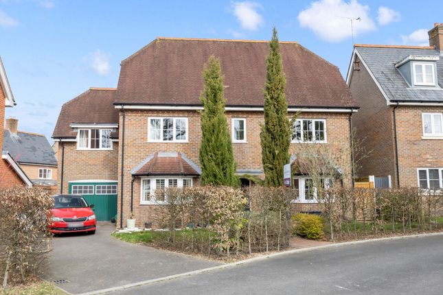 Langridge Lane, Broadbridge Heath, RH12 4 bed detached house for sale