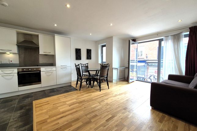 2 bed flat