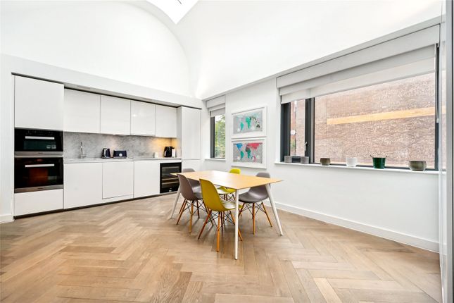 Bedford Street, Covent Garden, WC2E 2 bed apartment for sale