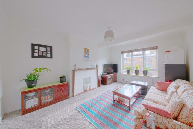 2 bed flat