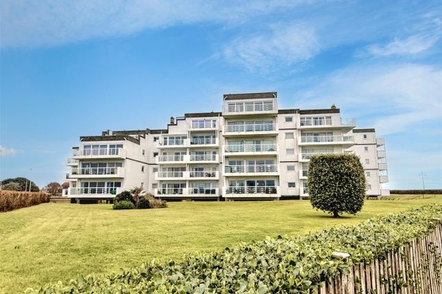 Royal Parade, Eastbourne 2 bed flat for sale