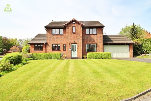 Osprey Avenue, Westhoughton, BL5 2SL 4 bed detached house for sale