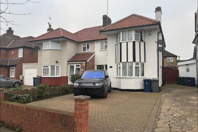 Devonshire Road, Mill Hill, NW7 3 bed semi