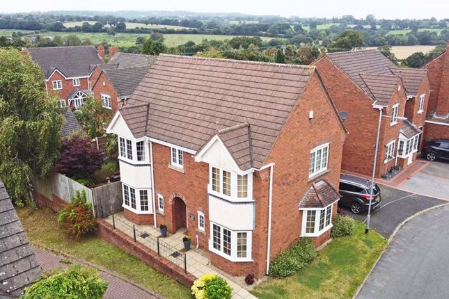 Ashmole Avenue, Burntwood WS7 4 bed detached house for sale