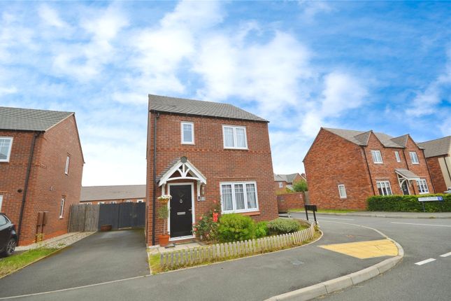 Tithebarn Drive, Swadlincote DE12 3 bed detached house for sale