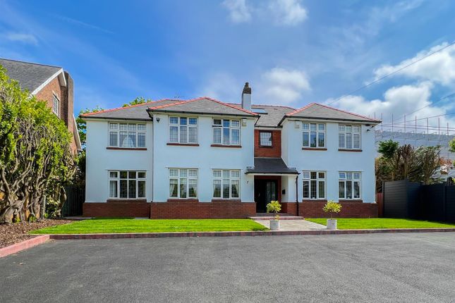 6 bedroom detached house for sale