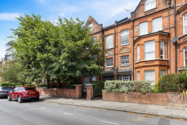 Goldhurst Terrace, South Hampstead, NW6 3 bed flat for sale