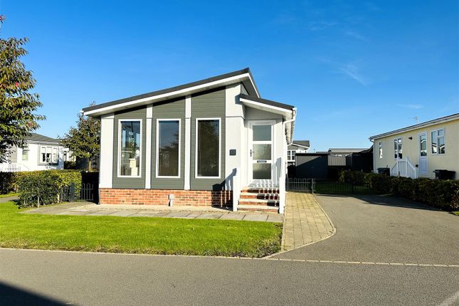 Henwood Drive, Gateforth Park, Selby 2 bed park home for sale