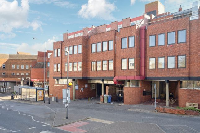 Peascod Street, Windsor 1 bed apartment for sale