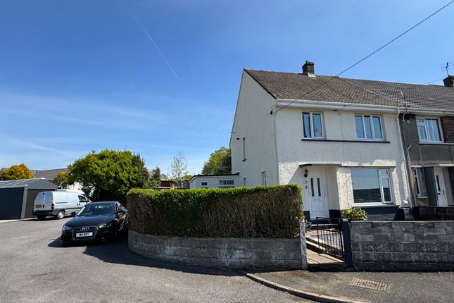 3 bed end terrace house