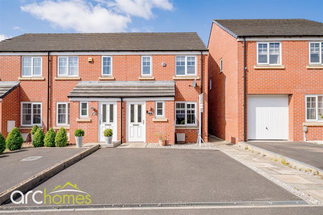 2 bedroom semi-detached house for sale