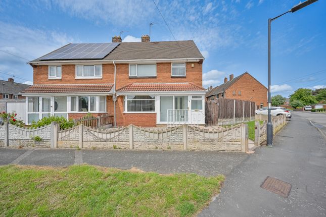 Tintern Crescent, Bloxwich WS3 3 bed semi