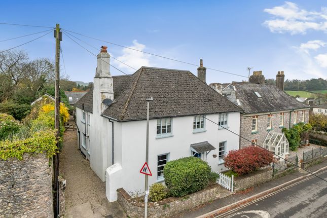 Fore Street, Ipplepen, TQ12 5RH 4 bed semi