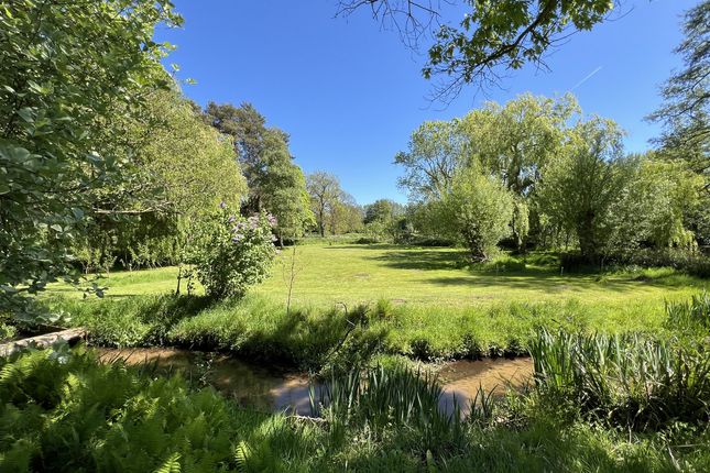 3 bedroom cottage for sale