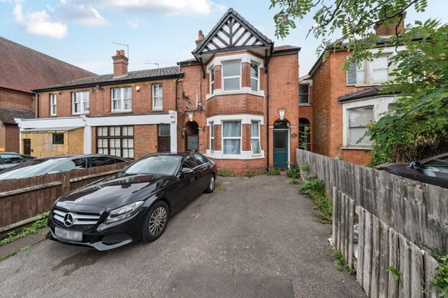 2 bed flat
