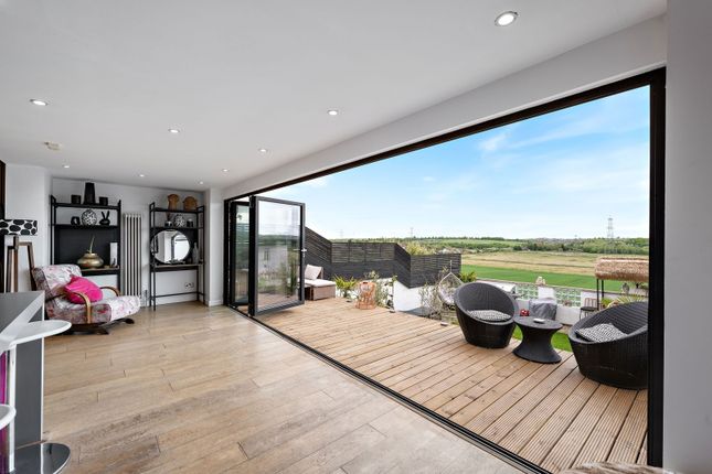 2 bedroom semi-detached bungalow for sale