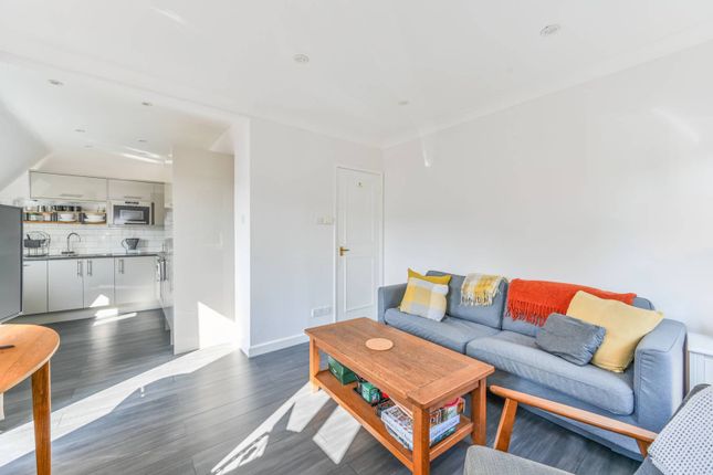 Ascalon Street, Battersea, London, SW8 1 bed flat for sale