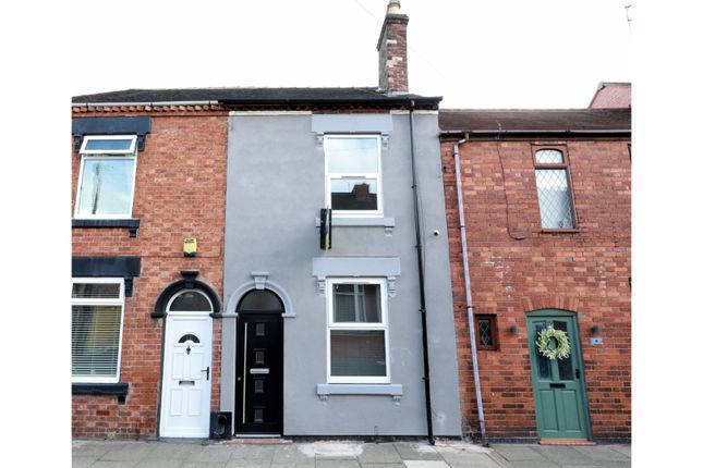 3 bed terraced house