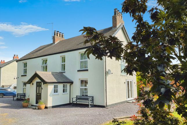 Station Way, Vounog Hill, Penyffordd... 3 bed detached house for sale