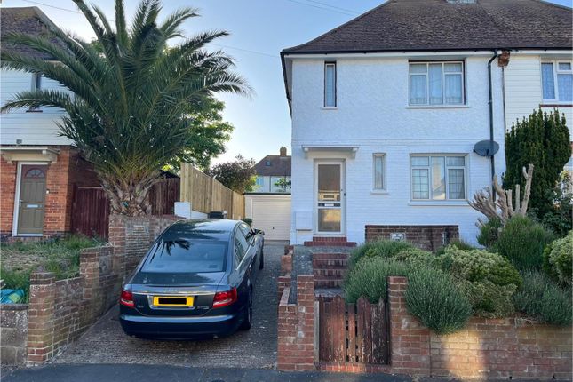 Command Road, Eastbourne BN20 3 bed semi