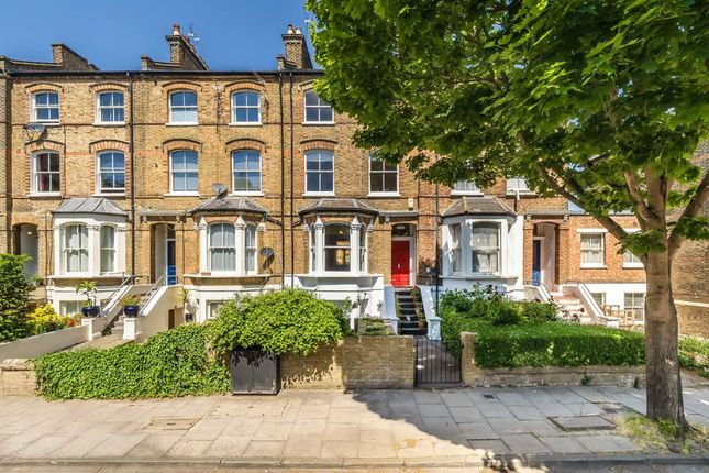 5 bed property