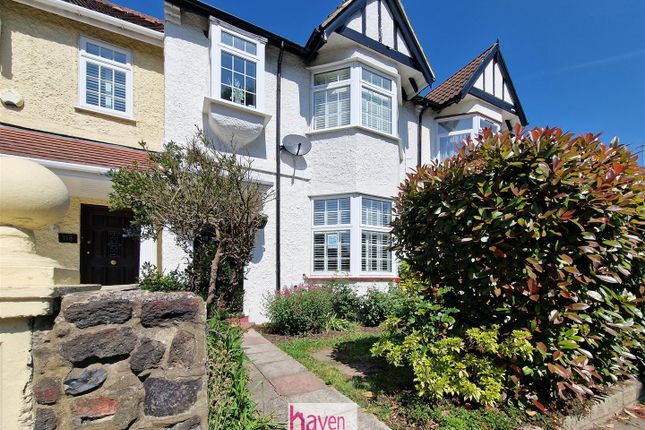 4 bed property