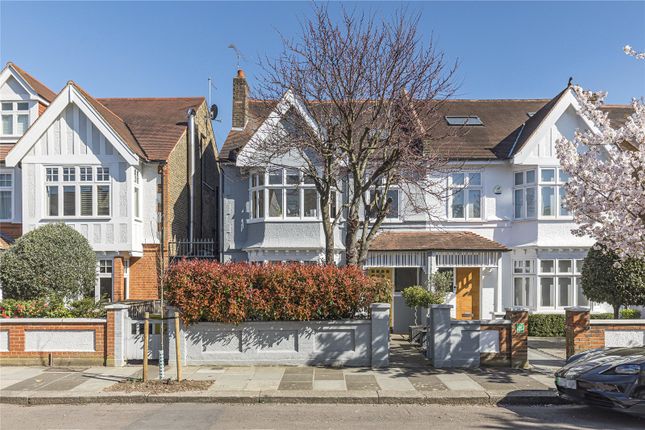 6 bedroom semi-detached house for sale