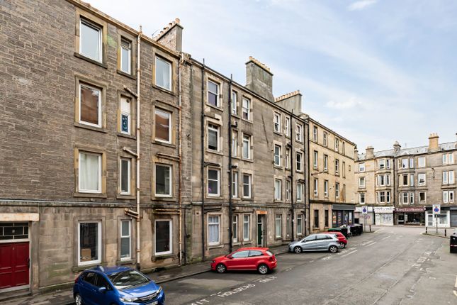 1 bedroom ground floor flat for sale