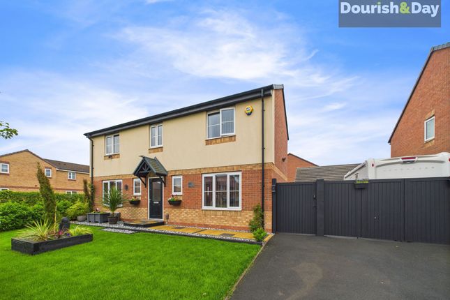4 bed detached house