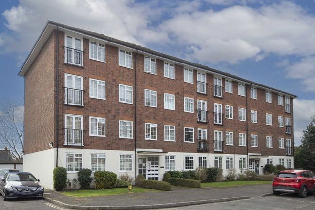 St. Peters Way, London W5 2 bed flat for sale