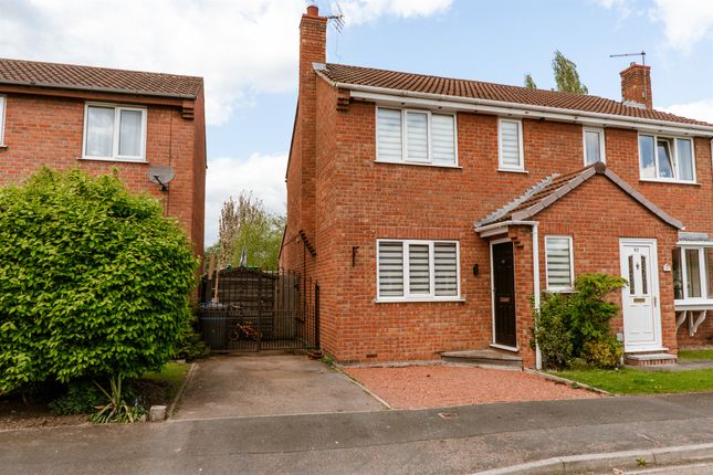 3 bedroom semi-detached house for sale