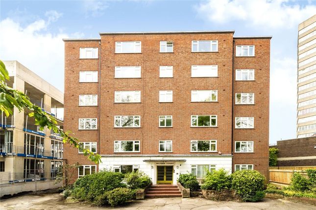 Shoot Up Hill, London NW2 2 bed flat for sale
