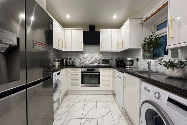 Homefield Road, Edgware, HA8 3 bed end of terrace house for sale