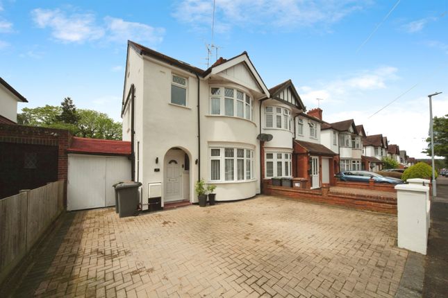 5 bedroom semi-detached house for sale