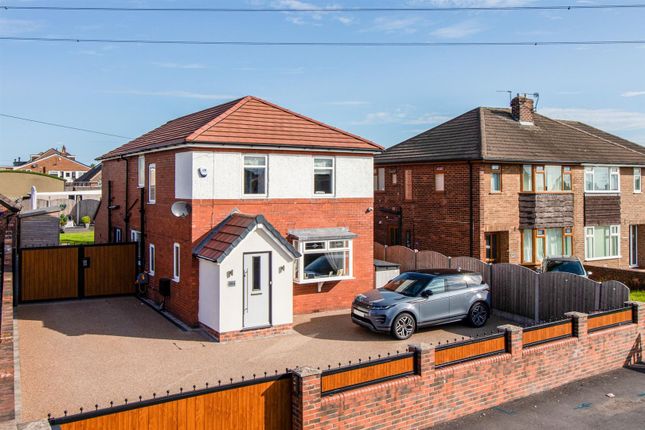 Potovens Lane, Wakefield WF1 4 bed detached house for sale