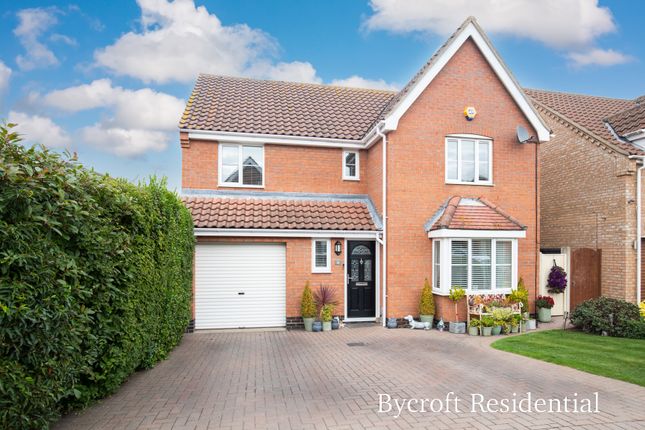 4 bed detached house