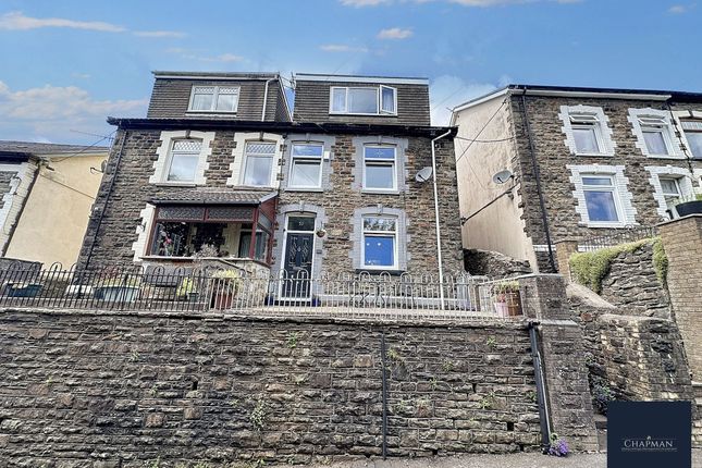 4 bed semi-detached house