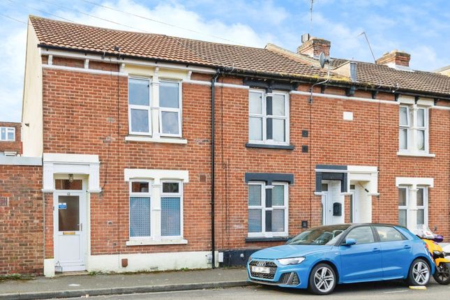 3 bed end terrace house
