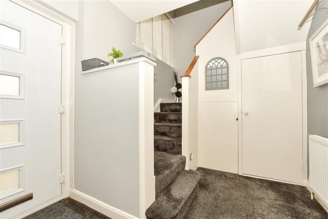 3 bed semi-detached house