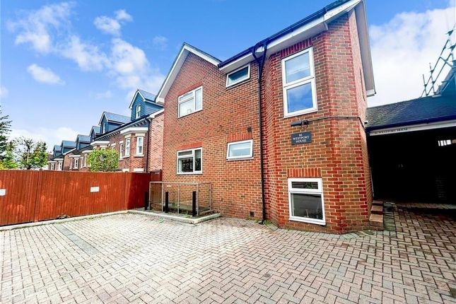 St. John's Road, Tunbridge Wells, Kent 1 bed ground floor flat for sale