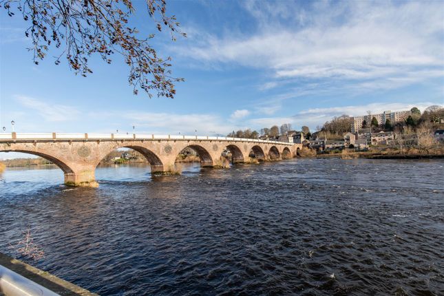 Flat K, Middle Church, 6 Tay Street... 2 bed flat for sale
